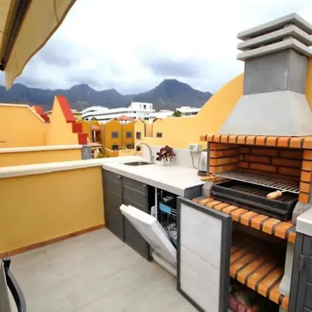 Beautiful In Charming Place El Duque Apartment *